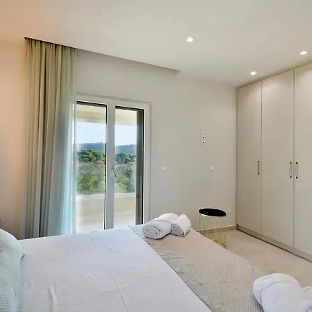 Verde, Kobitsi Corfu Villa *