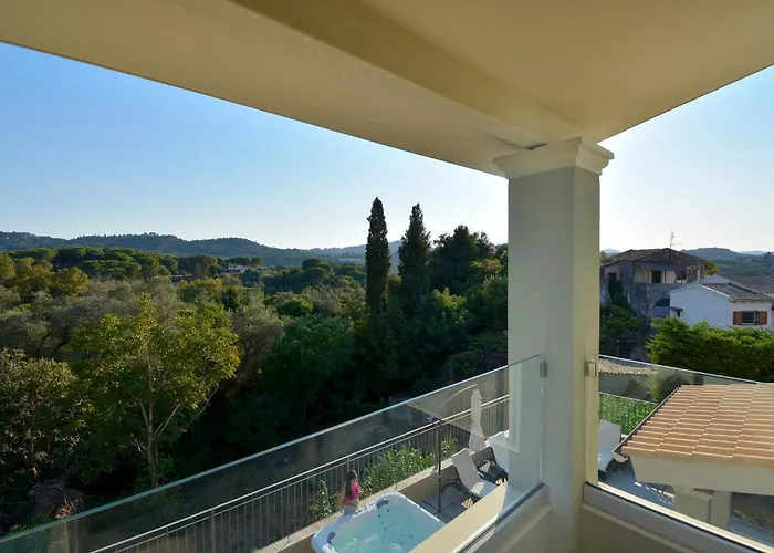 Verde, Kobitsi Corfu * Kompítsion