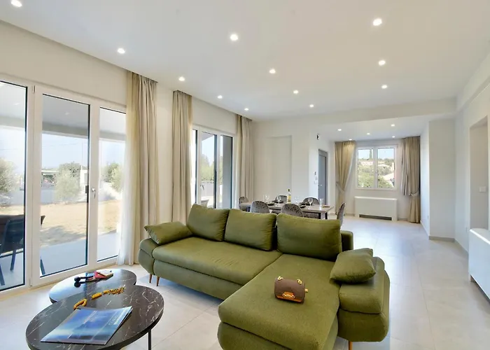 Verde, Kobitsi Corfu Villa